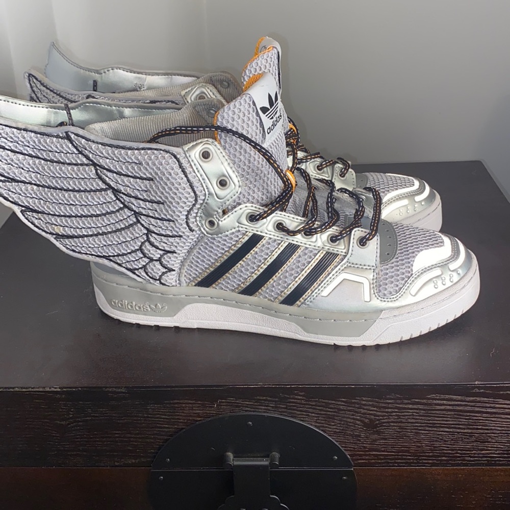 Jeremy Scott Adidas 2.0 Wings